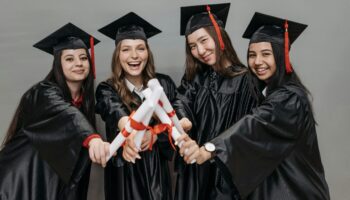 Diploma de técnico por competência: o que é, como conseguir e quais profissões aceitam